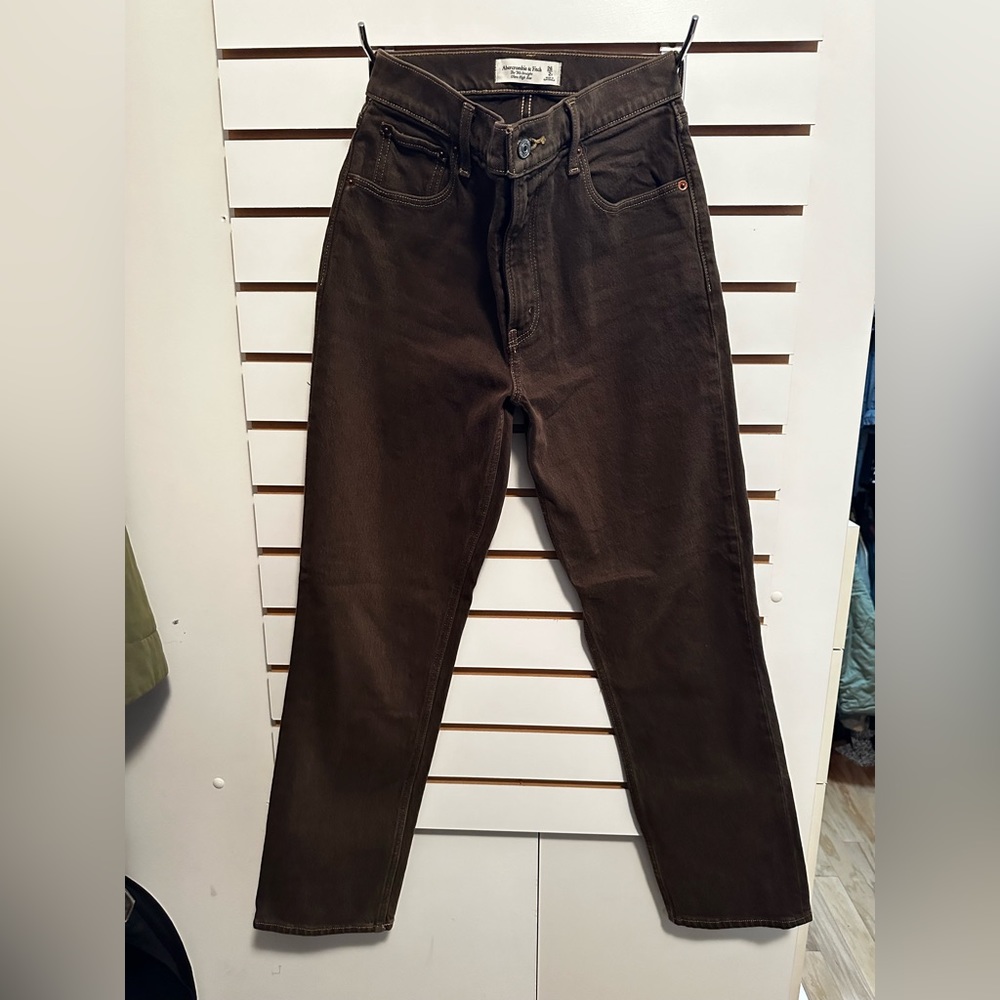 BRAND NEW Abercrombie jeans